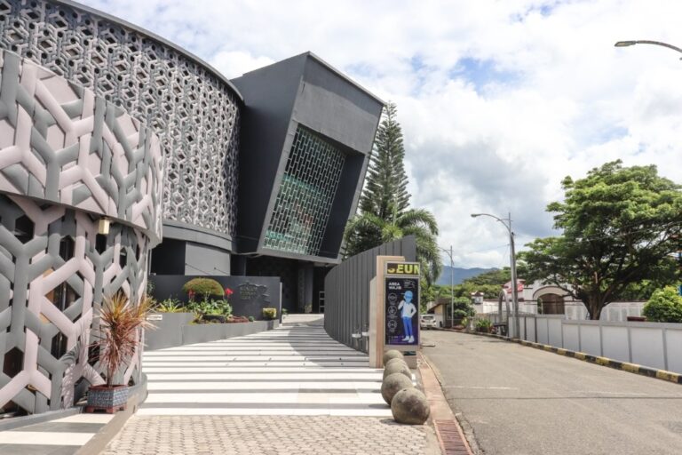 Museum Tsunami Aceh Sumber foto: https://museumtsunami.id/